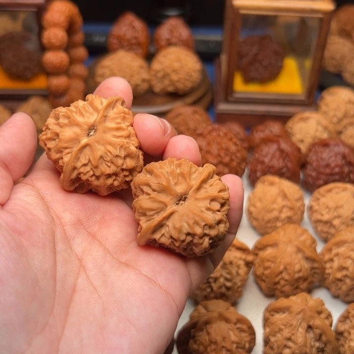 吊坠桃核宋*好好好好好好好好好好好好好