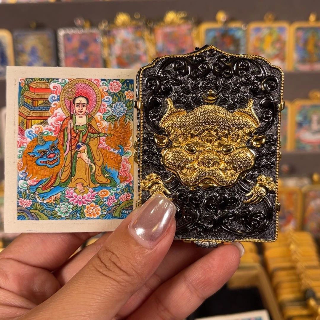 俊***哥吊坠地藏青海热贡唐卡