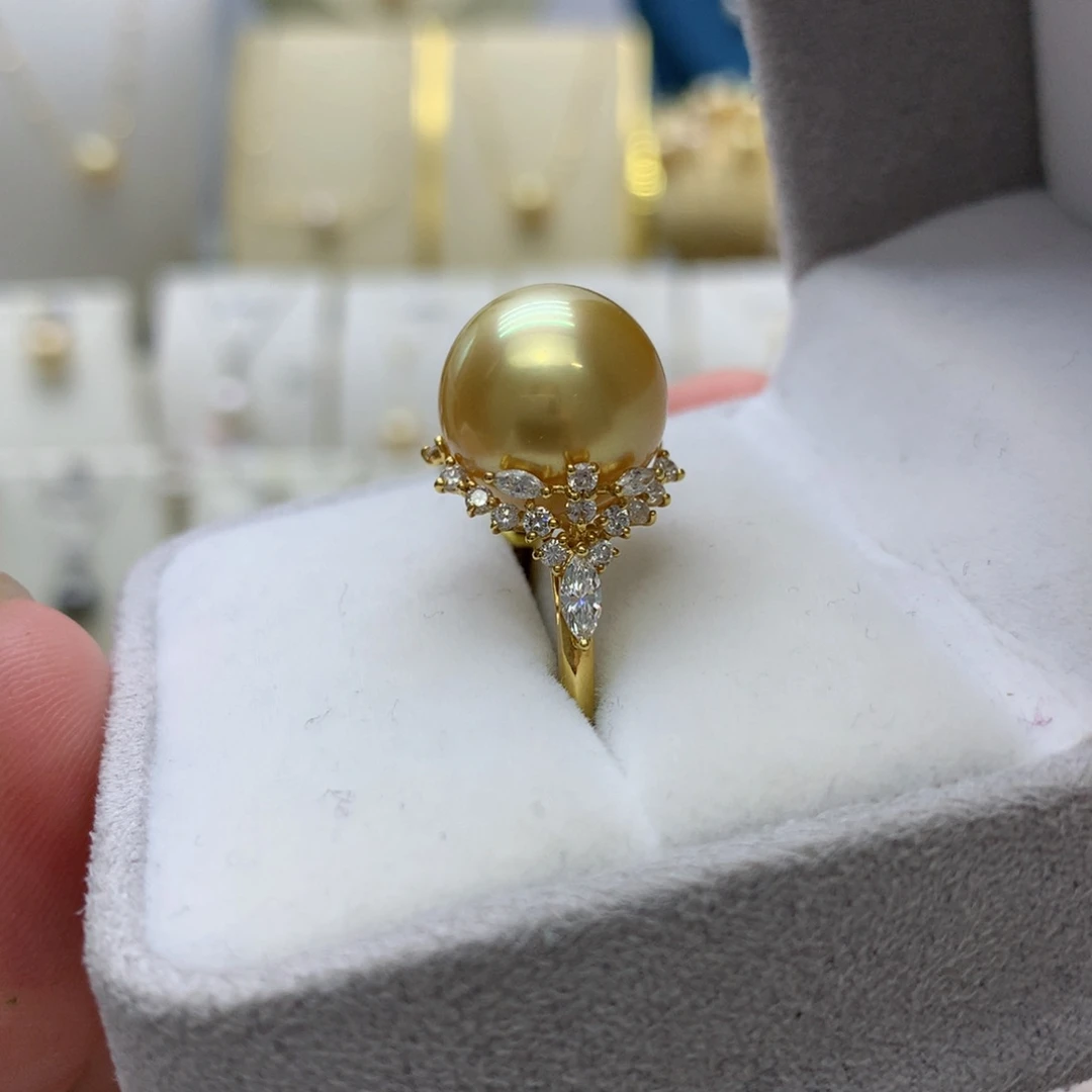 戒指18K金镶嵌海水珍珠