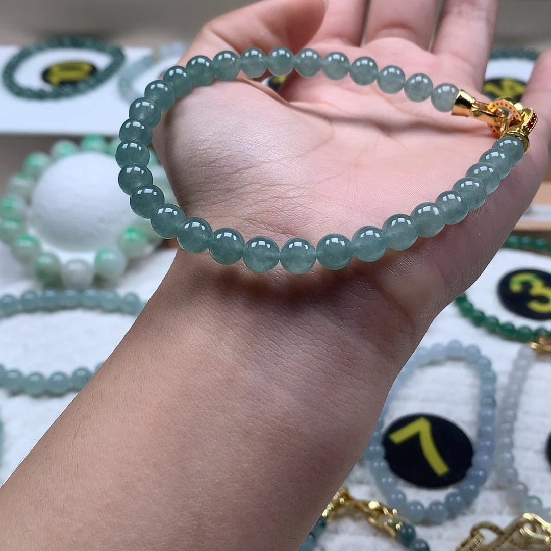 翡翠未镶嵌手串卡6.5