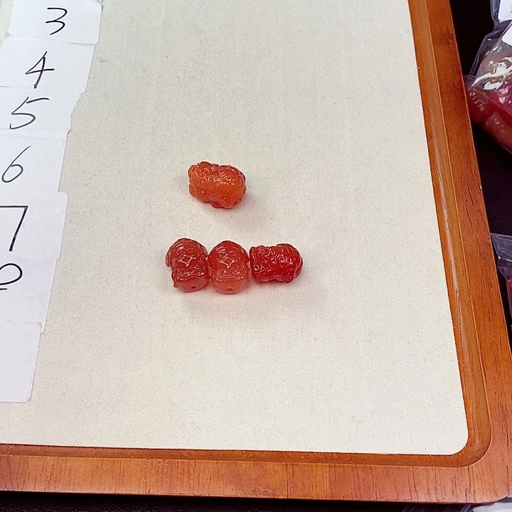 查罗石未镶嵌车挂B****?