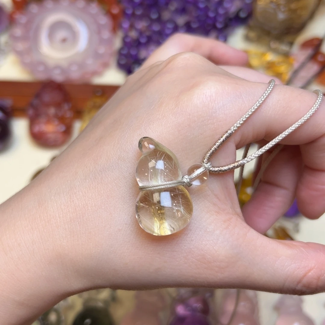 未镶嵌吊坠(赠链)水晶