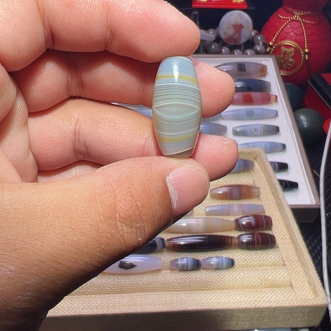 玛瑙/玉髓颈饰未镶嵌