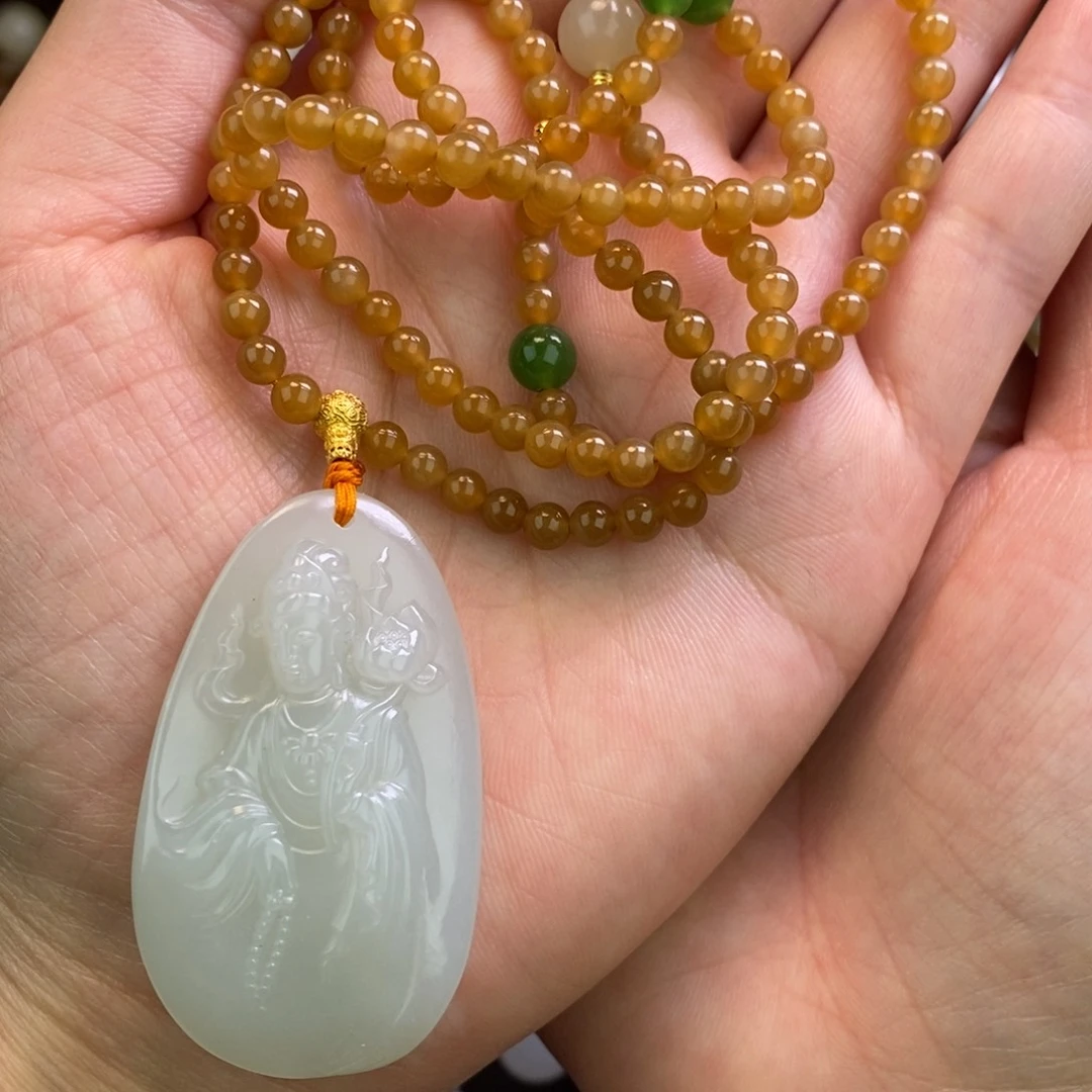 和田玉18K金镶嵌颈饰