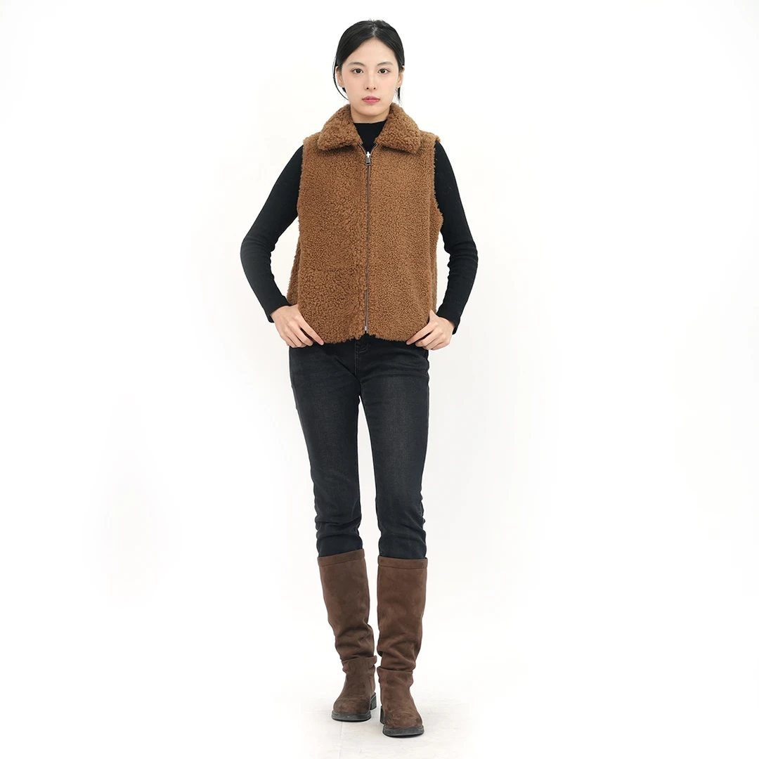 进口皮毛一体方领短款皮草马甲极简风纯色颗粒毛 258111