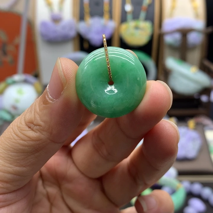 吊坠(不含链)18K金镶嵌翡翠