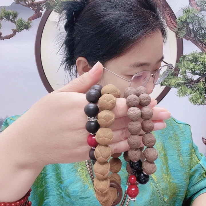 珏***1.4黑龙涎➕1.8安宫手持➕清妙1.4双圈