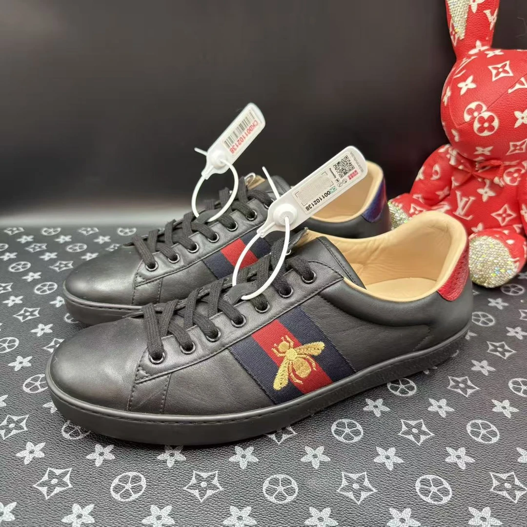 95新 GUCCI/古驰 黑色蜜蜂休闲时尚舒适低帮板鞋43.5欧码ddm2390