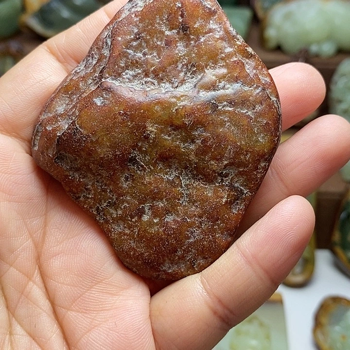 阳***天岫岩河磨玉（透闪石质玉）未镶嵌颈饰