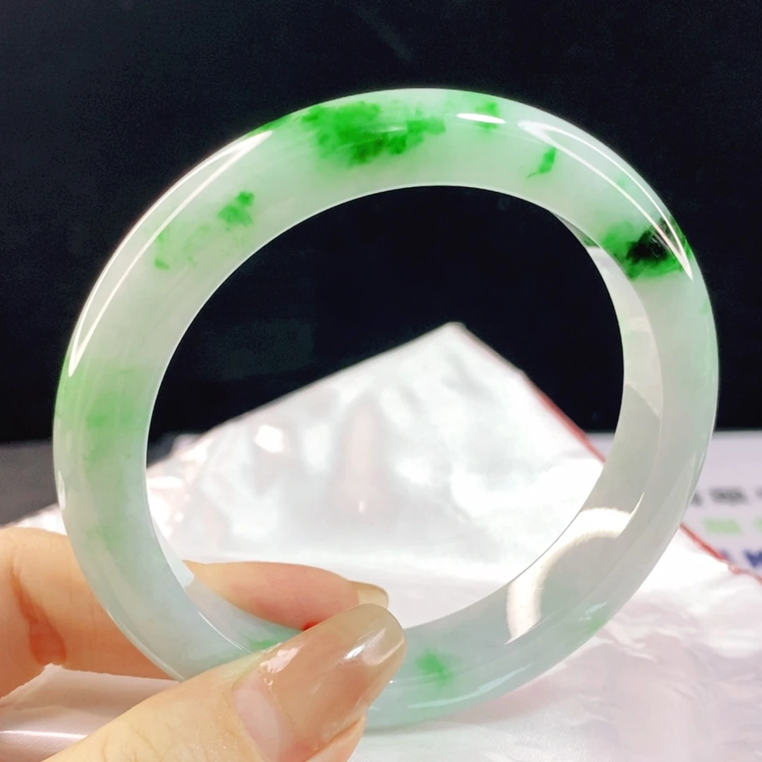 翡翠手镯未镶嵌62.5