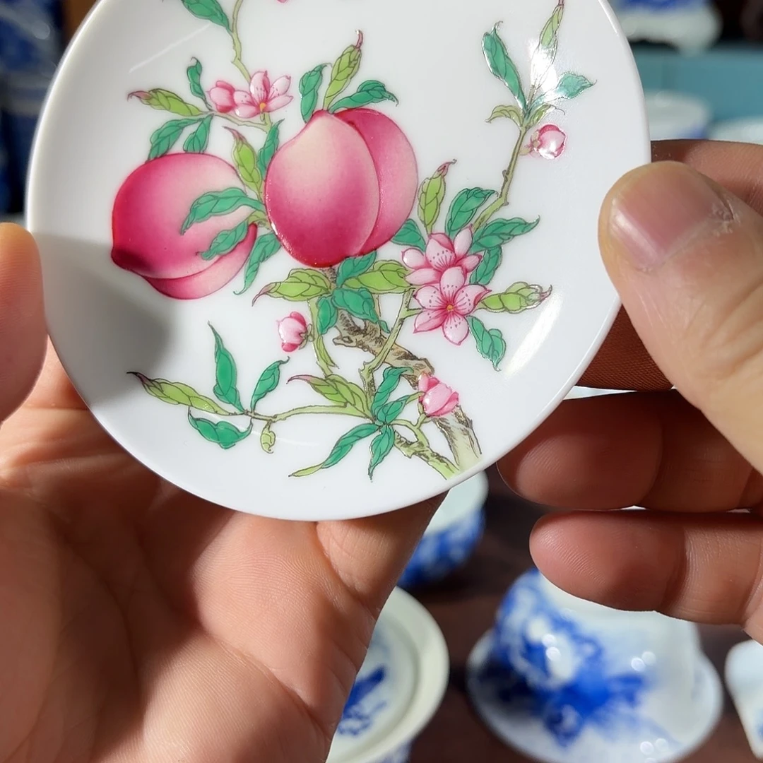 陶手工手绘的陶瓷杯