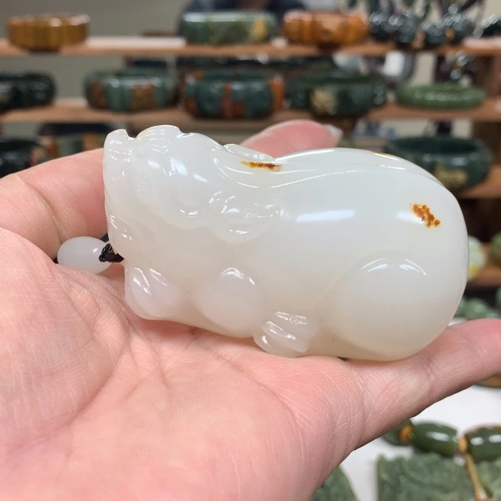 透闪石-蛇纹石玉珠宝奇石未镶嵌