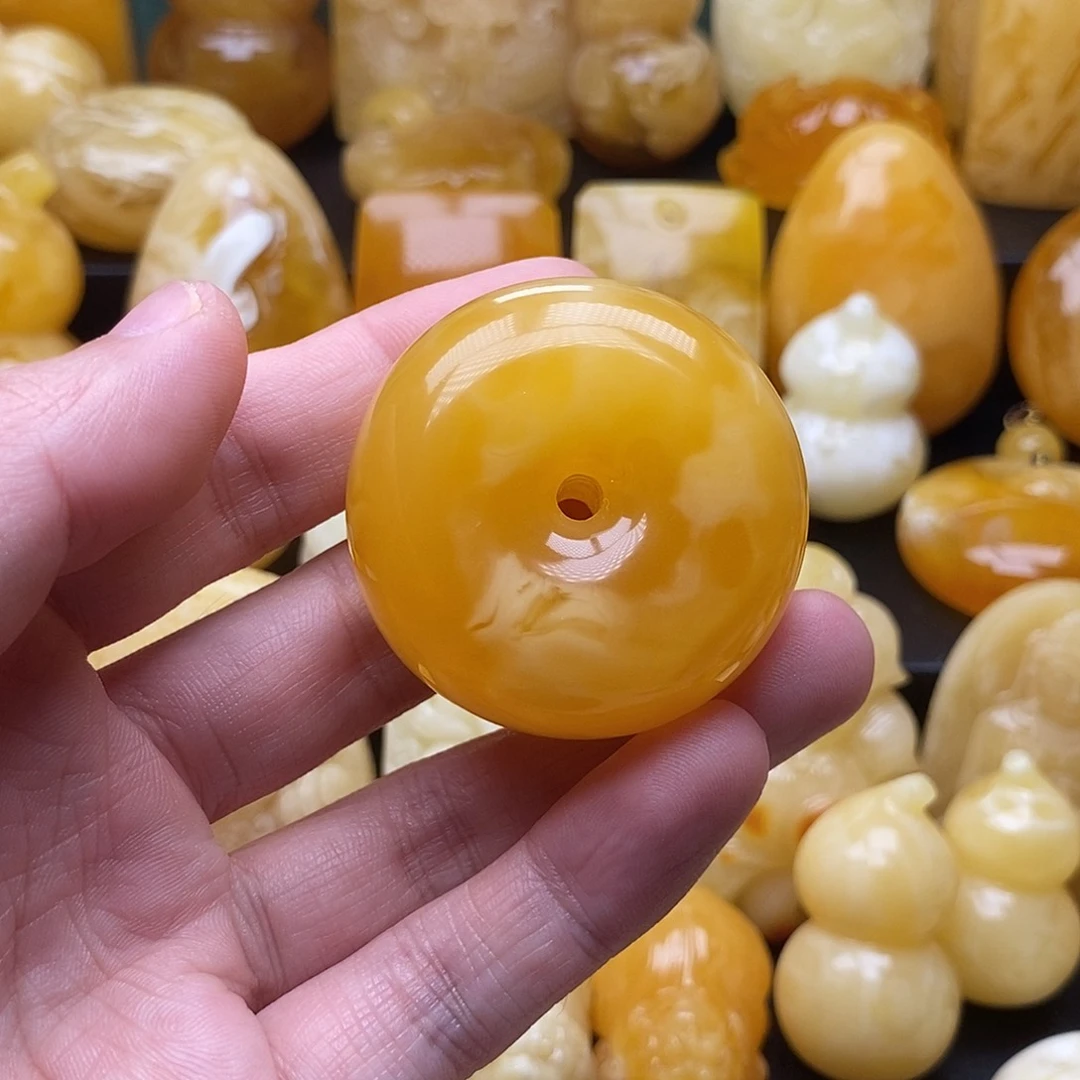 琥珀颈饰未镶嵌琥珀蜜蜡吊坠