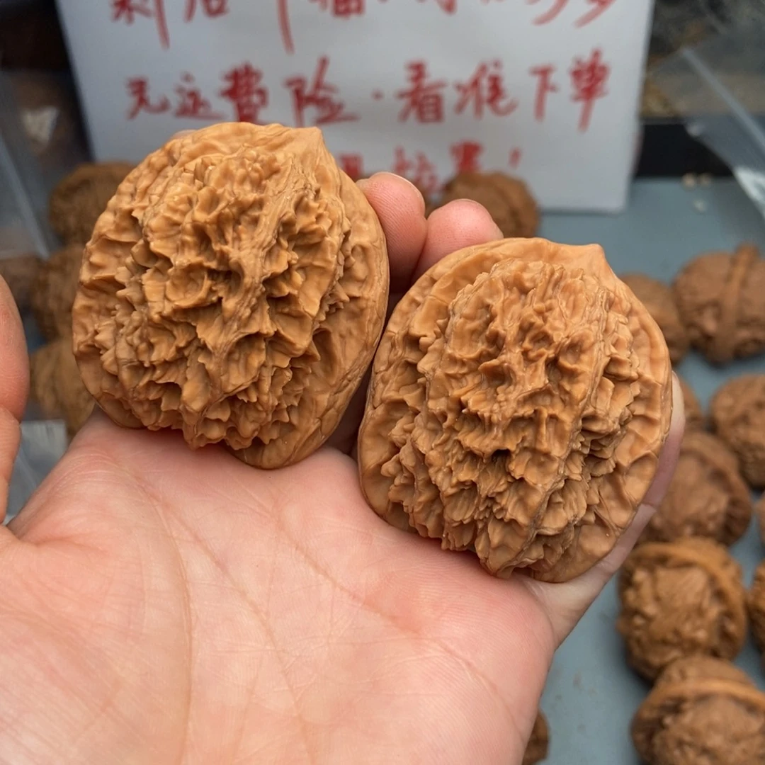文玩核桃把件大刺24