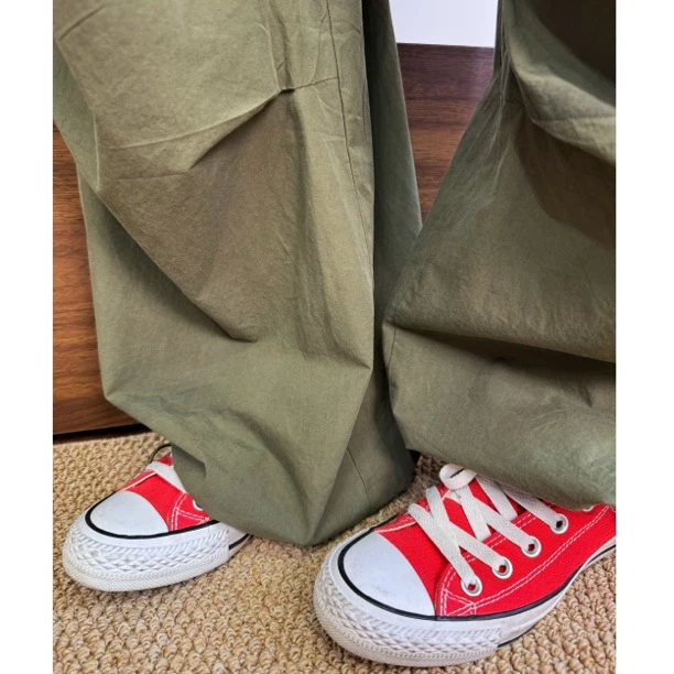 HY罗罗四季款休闲低帮帆布鞋女百搭鞋子