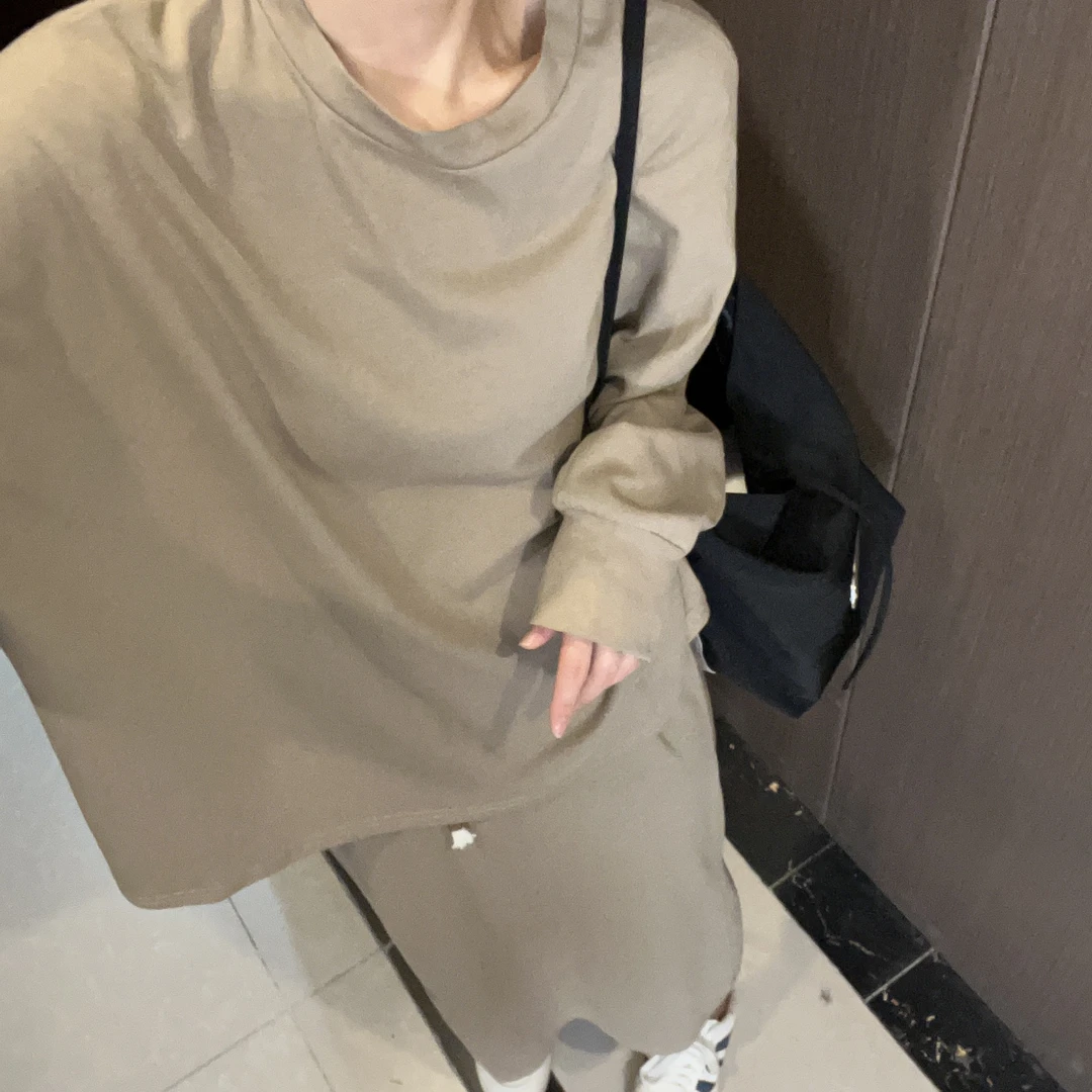 23041   休闲风时尚百搭套装裙 新款韩版高腰圆领长袖两件套