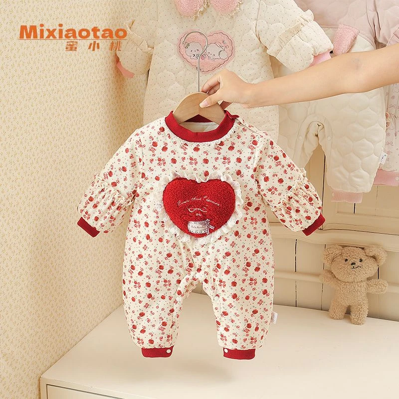 冬款新款大大爱心红色连体衣幼儿宝宝加厚哈衣闭档新生儿衣服童装