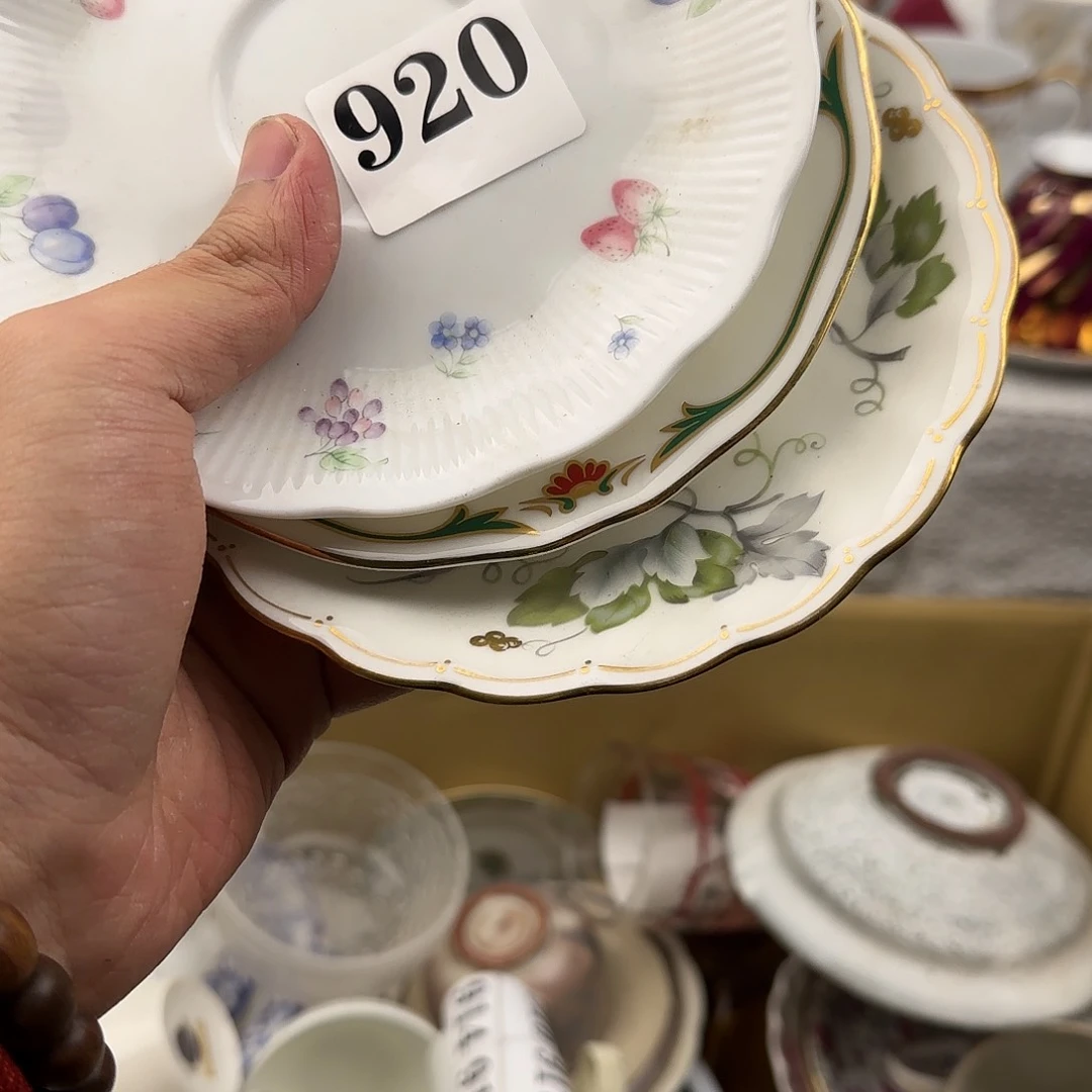 茶盏石**妈我的小姐姐们都是我的小可爱们的生日