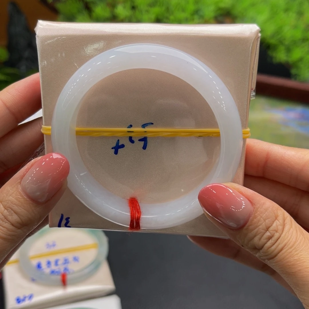 翡翠未镶嵌手镯缅甸