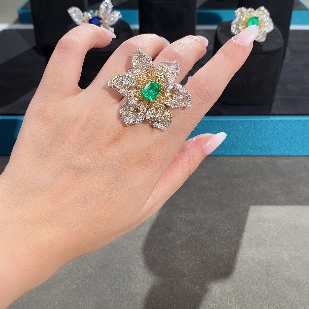 18K金镶嵌祖母绿戒指GUILD潘杰希尔微油vvg2.38ct