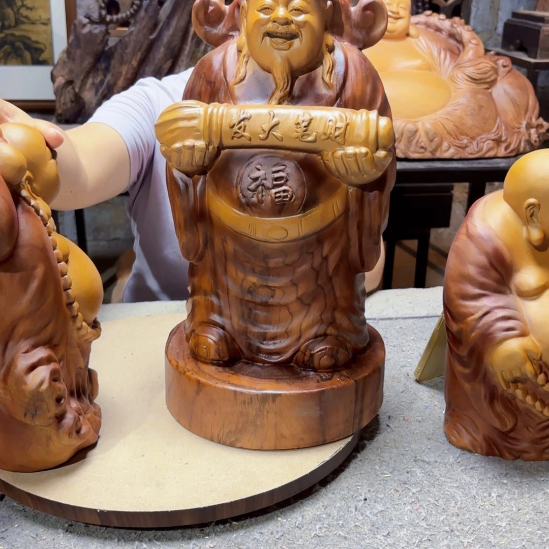 郑***钱香樟木发一大笔财财神爷