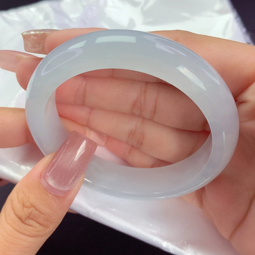 【闪购商品】翡翠手镯未镶嵌a 36989