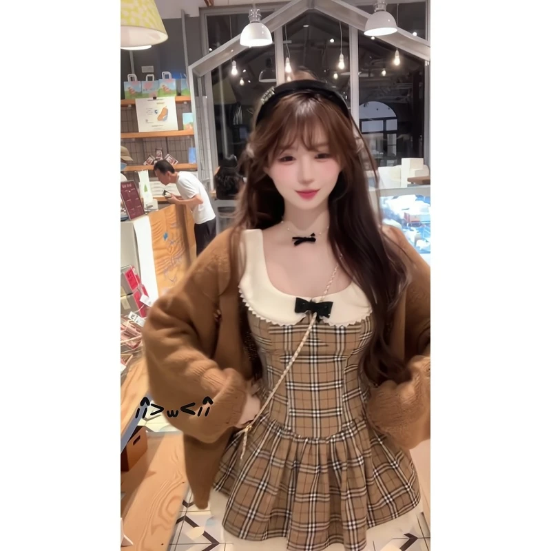 秋冬季甜辣纯欲风女针织开衫长袖宽松上衣日系甜美格子连衣裙套装