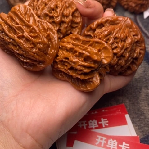 把件文玩核桃        官