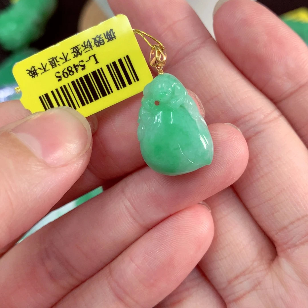 颈饰18K金镶嵌翡翠