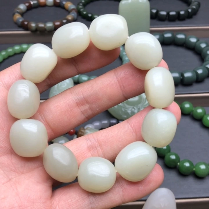 和田玉手链未镶嵌月****长