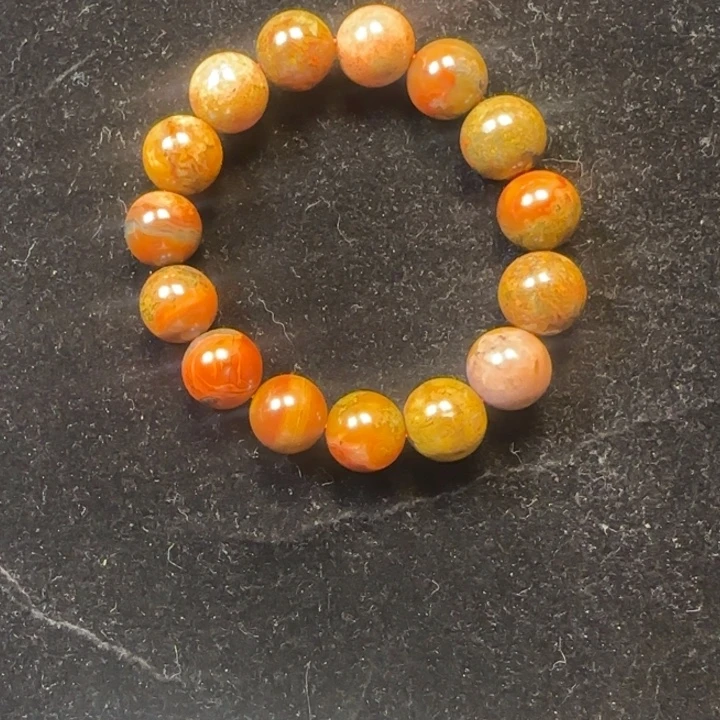 坚***持玛瑙/玉髓未镶嵌手串