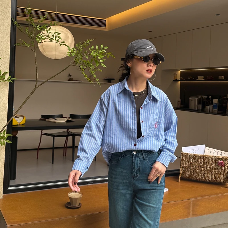 韩版蓝色条纹衬衫女2025春季新款宽松百搭显瘦设计感长袖外套上衣