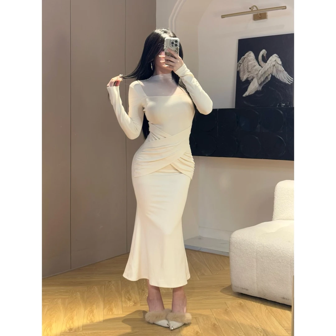 现现MengFairy【撩心姐姐】性感气质短款针织修身连衣裙4226M 4276M