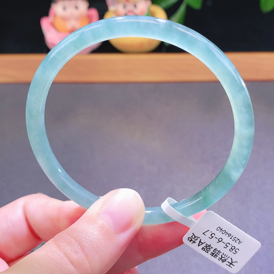 翡翠未镶嵌手镯天然翡翠