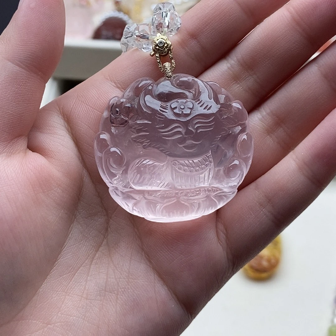颈饰水晶未镶嵌粉水
