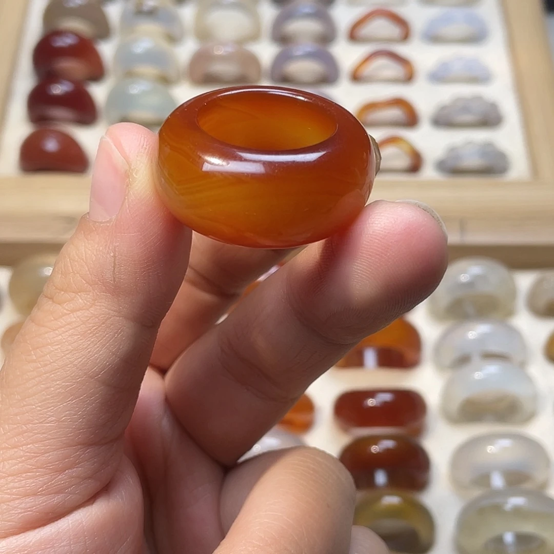 七***)玛瑙/玉髓合金戒指A12港20不退换