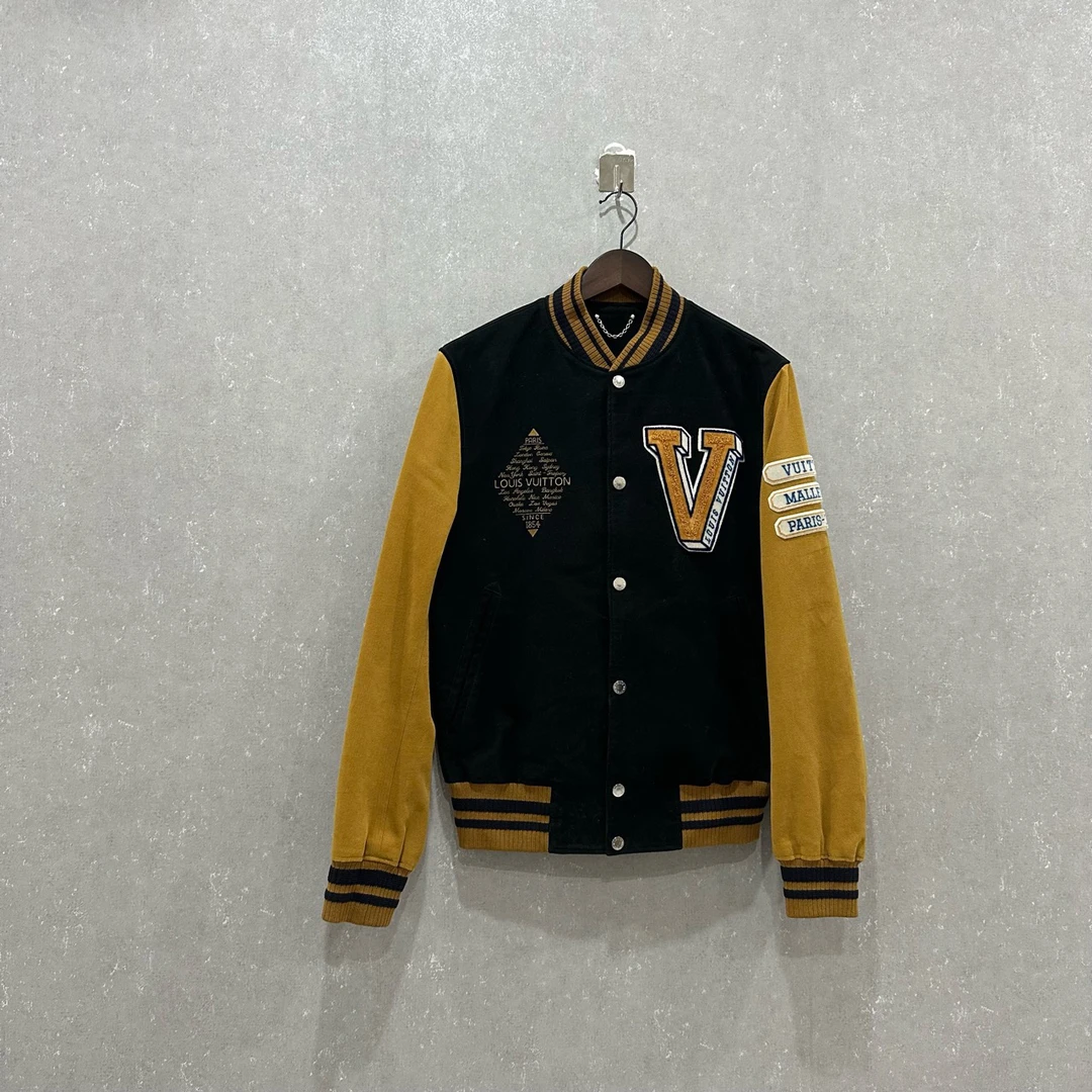 99新 LouisVuitton/路易威登 字母印花长袖棒球服 46码/SL003560