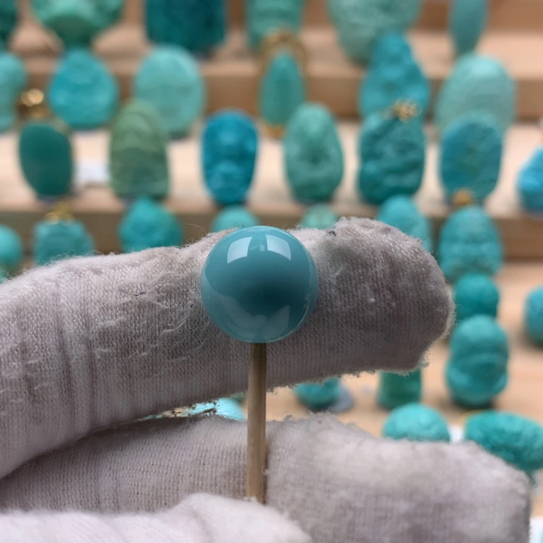 绿松石配饰未镶嵌