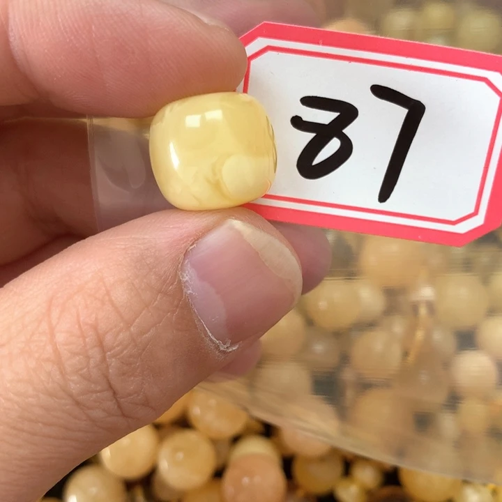 裸石琥珀未镶嵌15.6