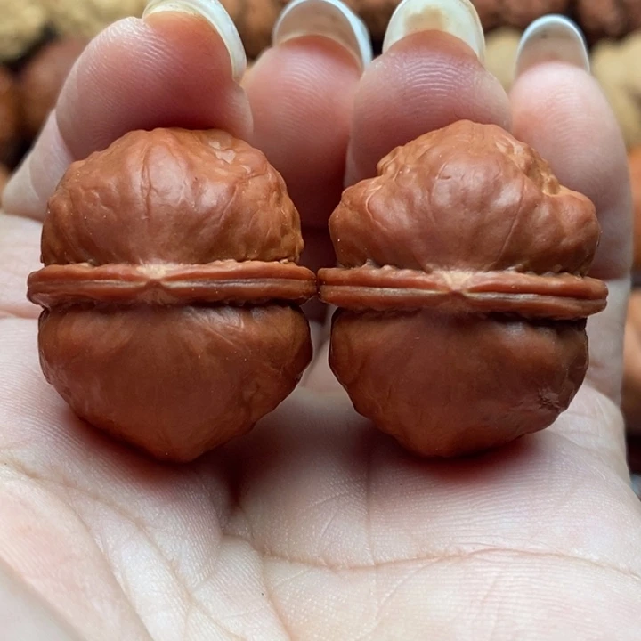 核桃精品文玩核桃手捻小红豆