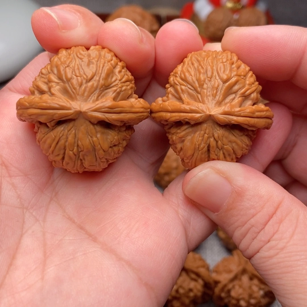 文玩核桃把件37全品毕业白狮子