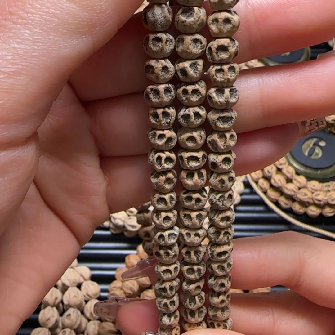 【闪购商品】柏香籽/百香籽吊坠@*