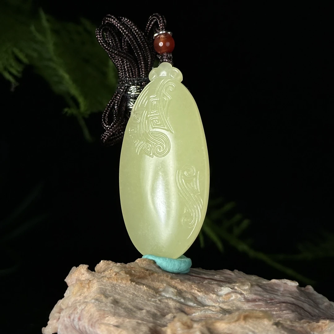 20世纪和田黄玉仿古纹吊坠 CZS12022820*【上海兰馨】