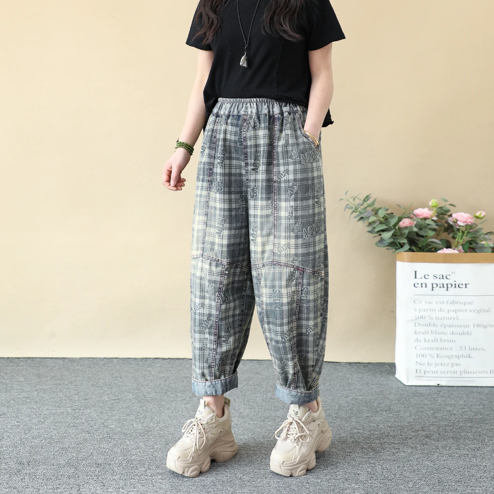 文艺黑白格子拼接休闲牛仔裤女宽松显瘦大码字母印花九分哈伦裤薄