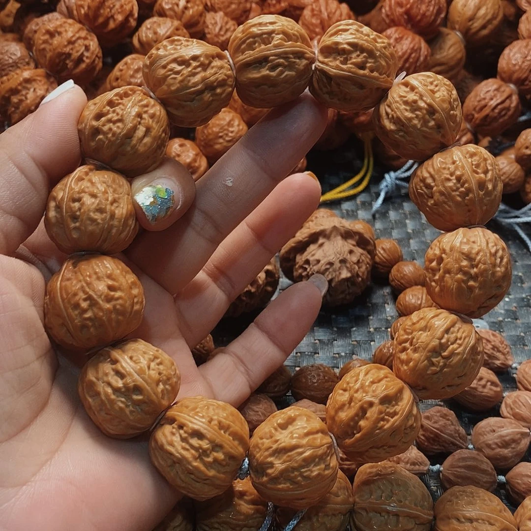 文玩核桃吊坠1*粗筋八棱