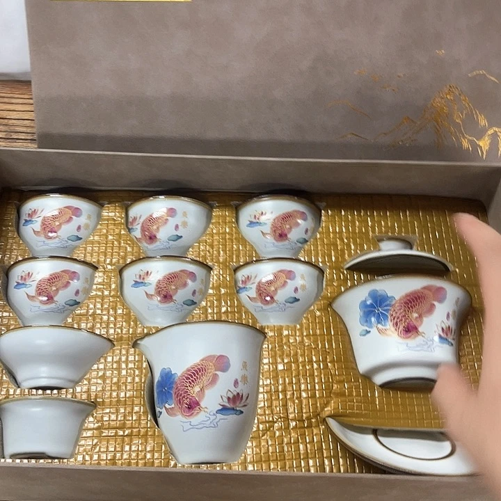 孤品茶具套装等。