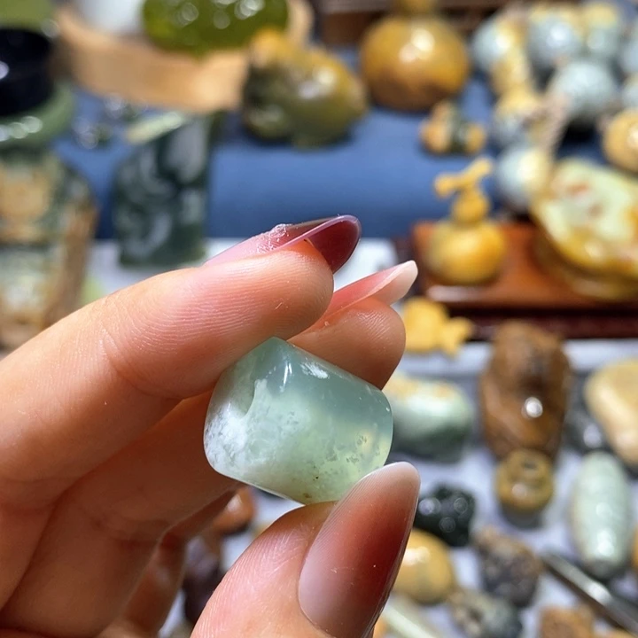 未镶嵌蛇纹石玉岫玉