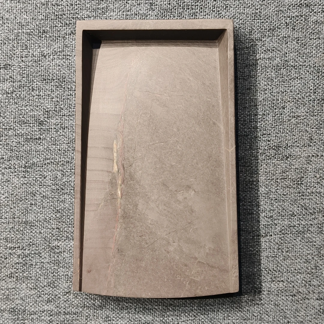 老坑洮砚,喇嘛崖老坑鸊鷉血抄手砚,尺寸12.9*7.5*1.6厘米