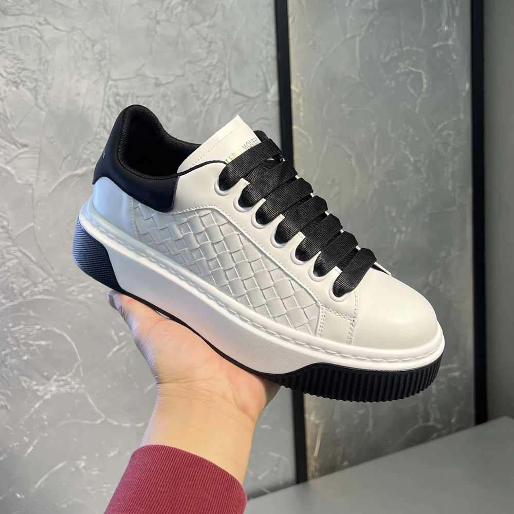 轻奢编织格子黑尾厚底小白鞋2025新款时尚百搭舒适男士潮流休闲鞋