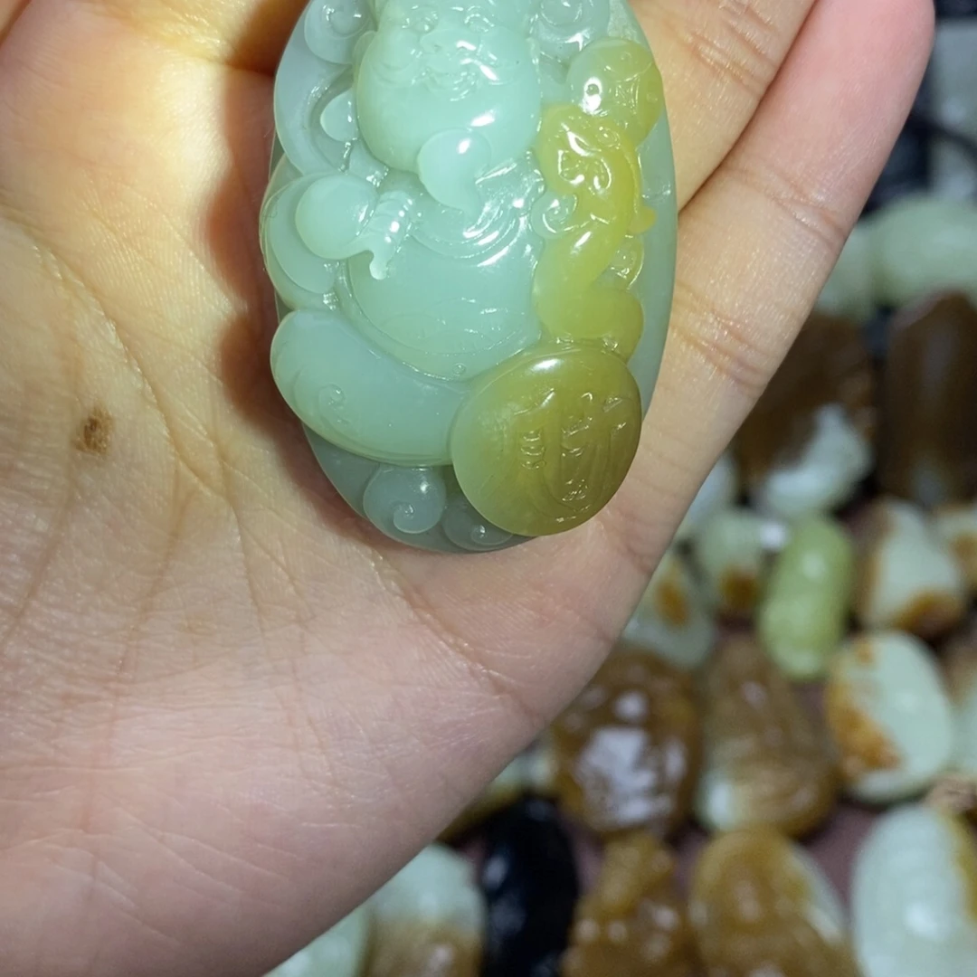 项链未镶嵌和田玉（糖玉）